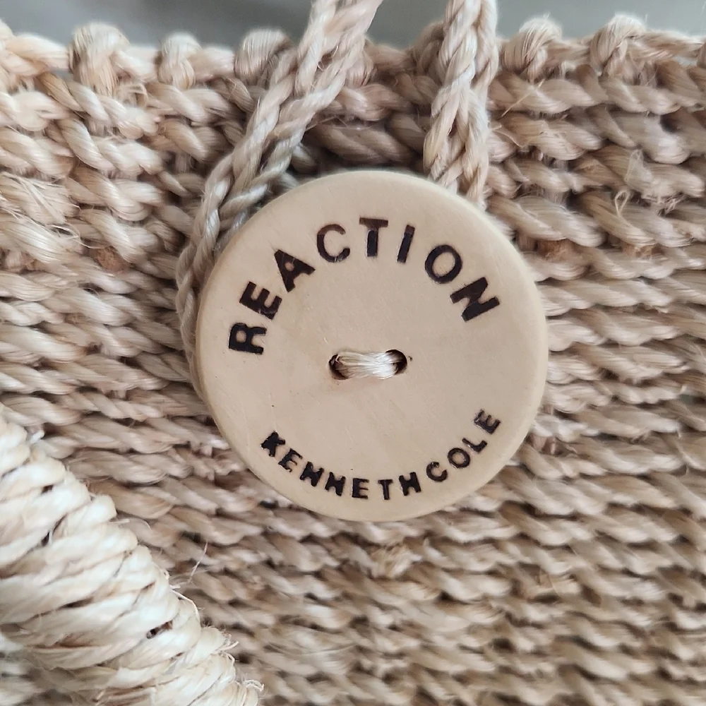 Kenneth Cole Reaction Tan Tote Bag with Textured Design - Picture 2 of 4